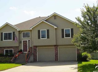 2705 W 30th St, Lawrence, KS 66047