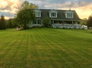 11053 Spencer Dr, Fowlerville, MI