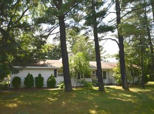 503 W 2nd St, Elk Rapids, MI 49629
