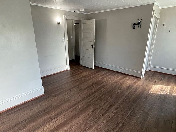 2nd image of 909 5th Ave #Fi9095