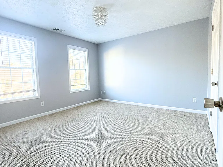 1845 Pinehurst View Dr — Photo 6
