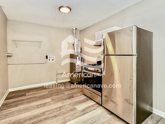 705880_005_dining_room_13865390.jpg