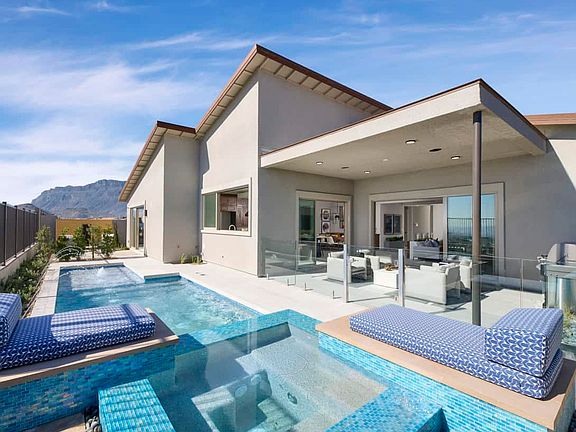 PLAN 3 MODEL - BACKYARD