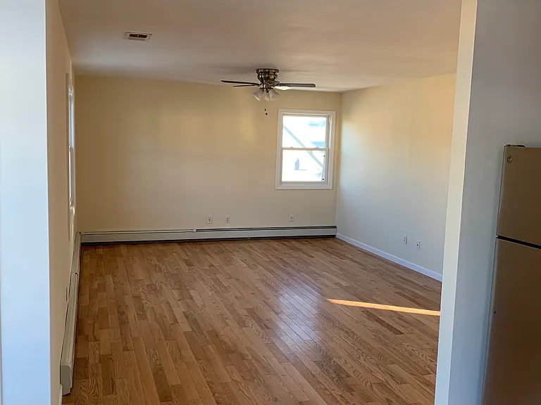 46 Adams Ave #2C — Photo 7