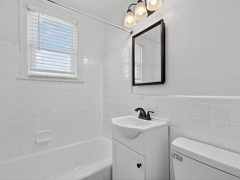 3344 Clay Pl NE — Photo 3