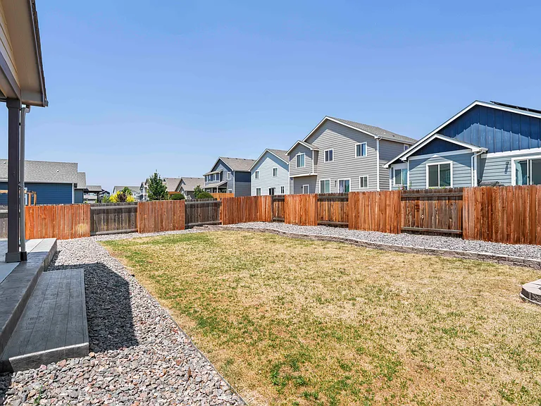2141 Kerry St — Photo 33