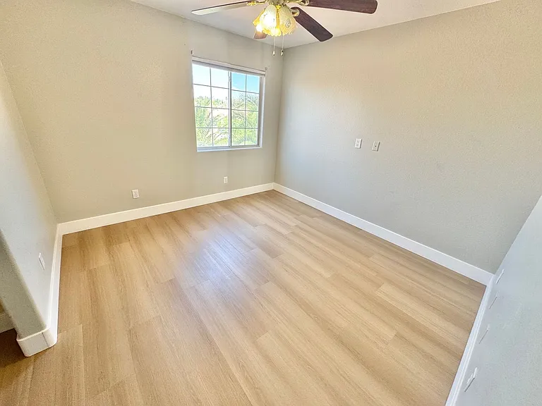 216 Chiquis Ct — Photo 28