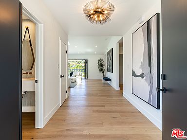 2737 Carmar Dr, Los Angeles, CA 90046 | Zillow