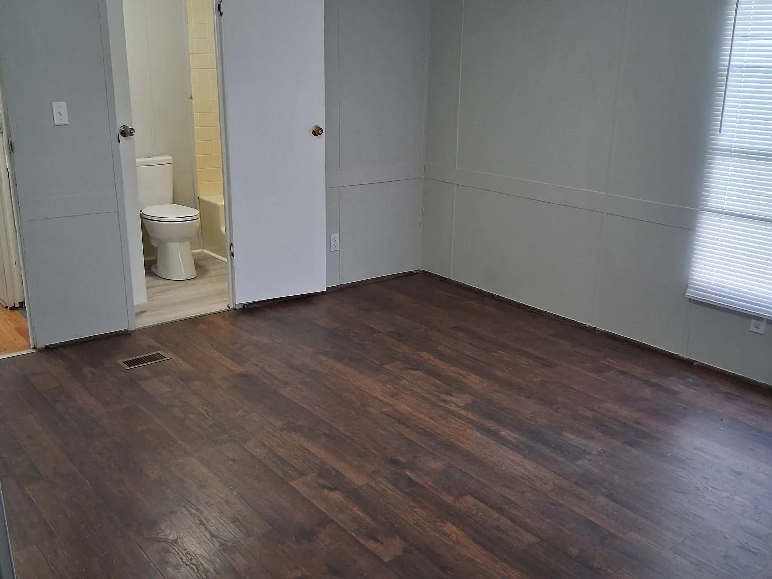 2 bed, $750 — Photo 3