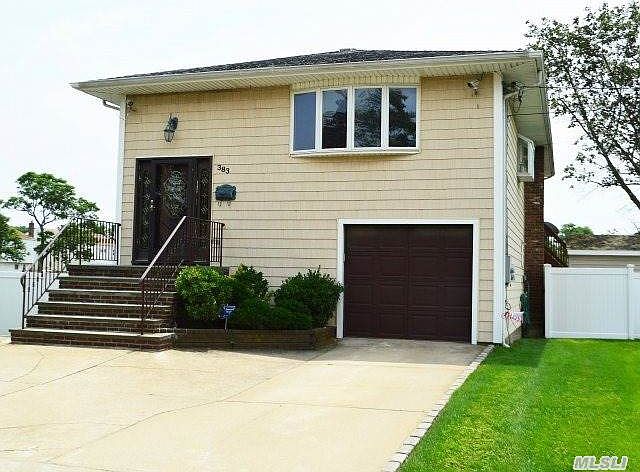 1st image of 383 W Waukena Ave