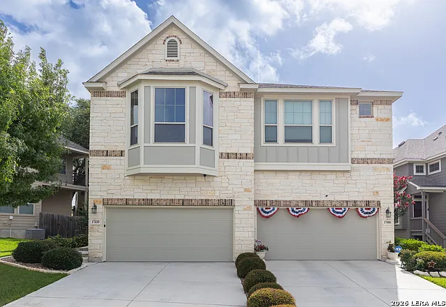 3 bed, 2.0 bath, 1918 sqft, $2,300 — Photo 1