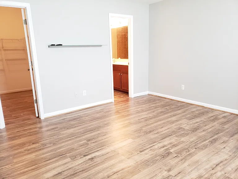 851 Norview Ave #206 — Photo 16