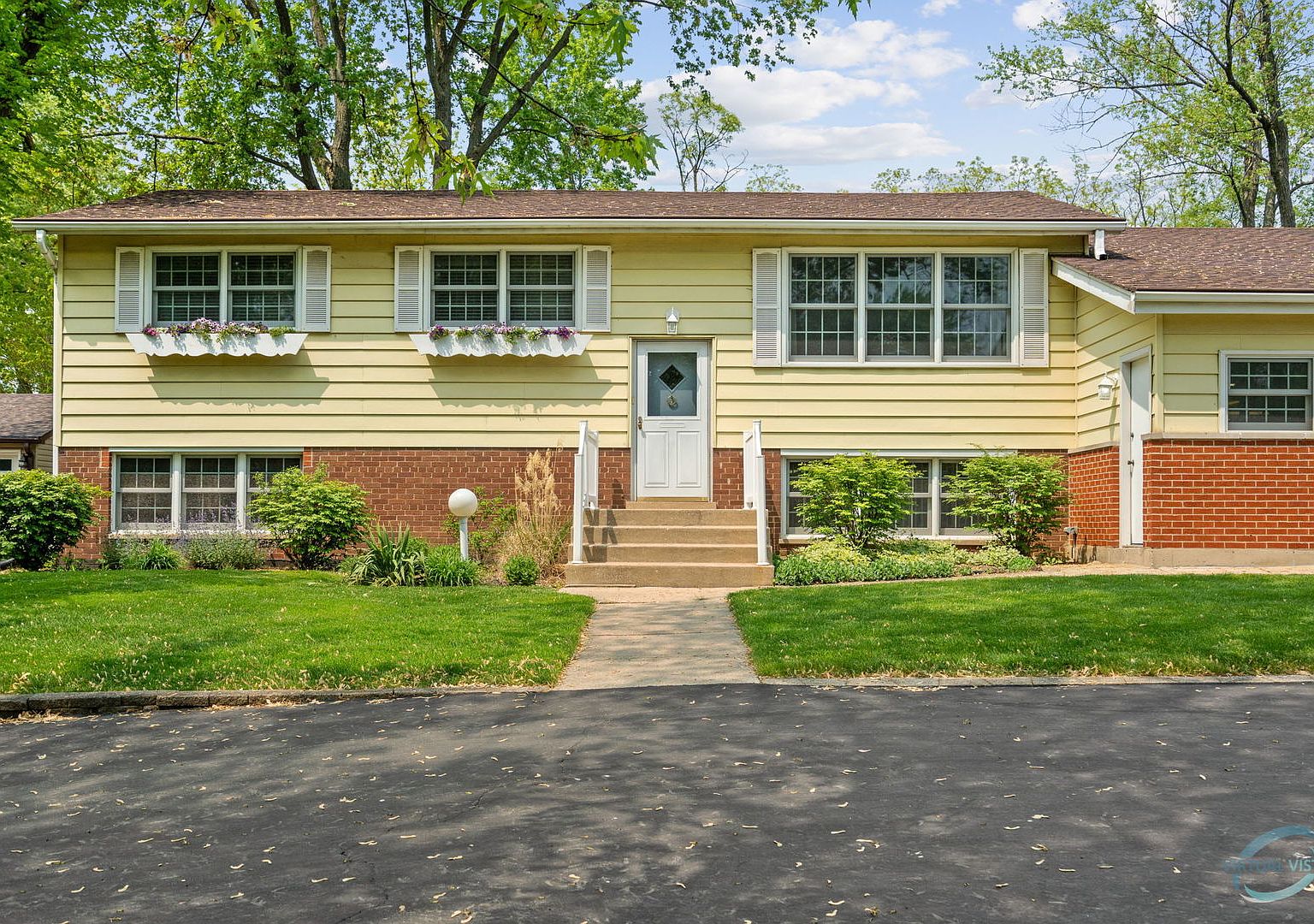 210 80th St, Willowbrook, IL 60527 MLS 11838087 Zillow