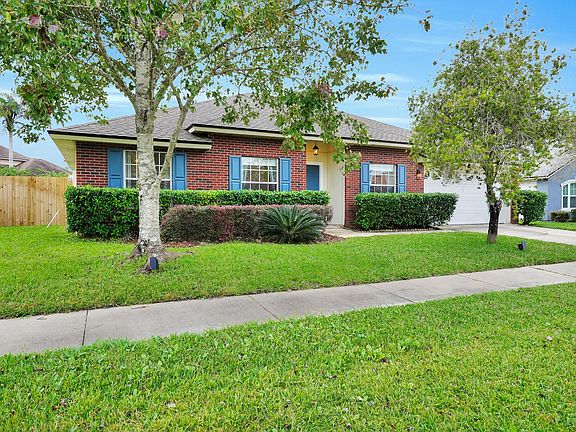 3rd image of 12046 W London Lake Dr
