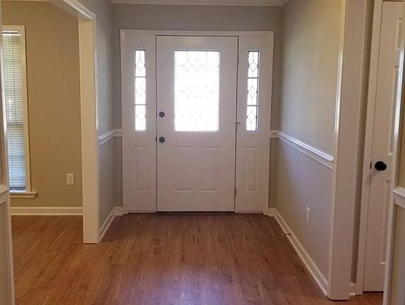 4th image of 4424 Blackwood Dr
