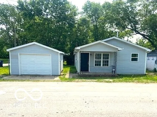 620 S 2nd St, Noblesville, IN 46060