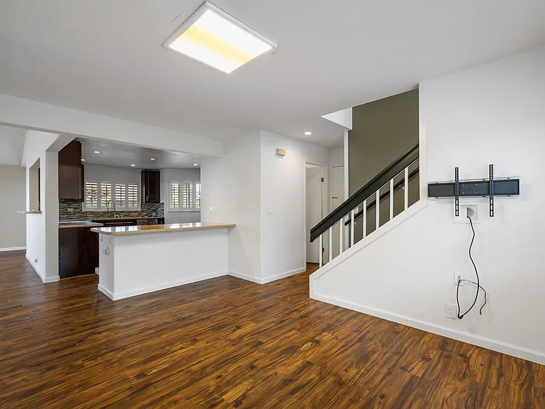 94-1007 Akaku St — Photo 25