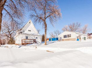 103 N Pine St, Clitherall, MN 56524