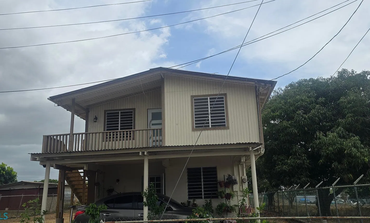 2 bed, 1.0 bath, 107 sqft, $800 — Photo 1