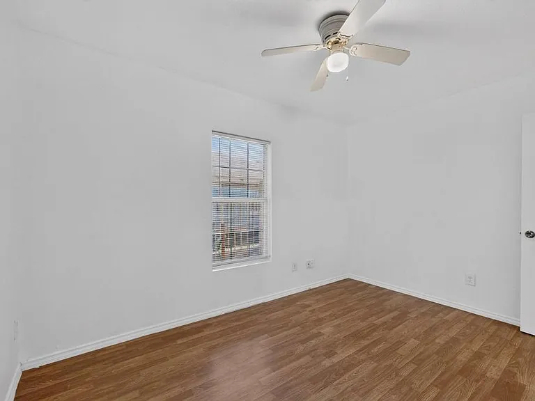 2538 Stovall Dr — Photo 23
