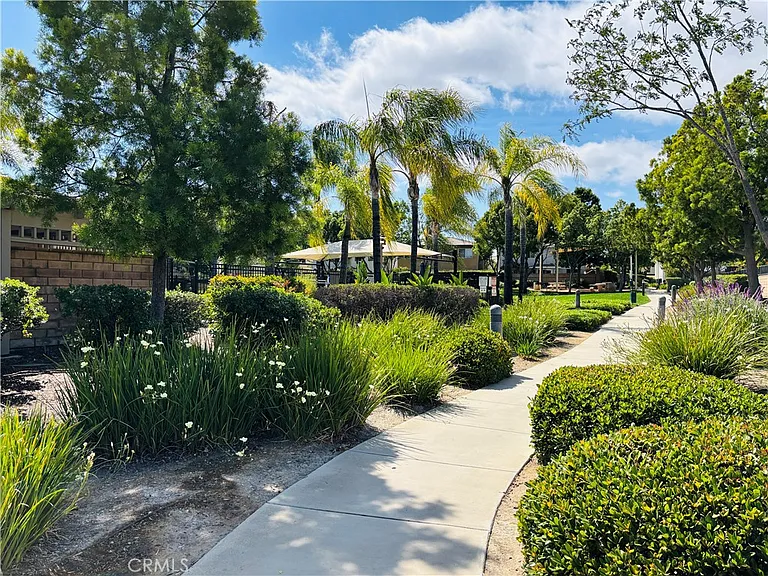 25972 Marco Polo St — Photo 17