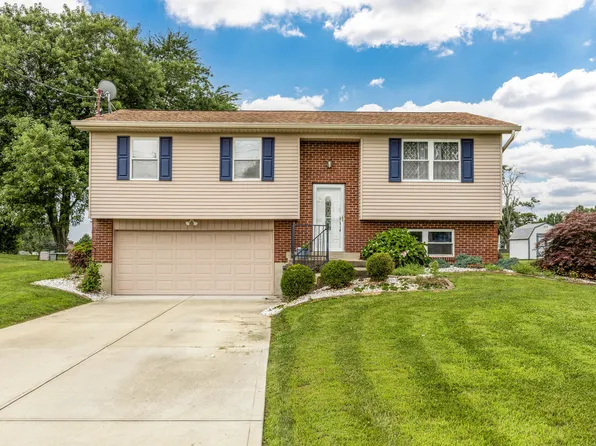 1989 Hart Dr, Hebron, KY 41048