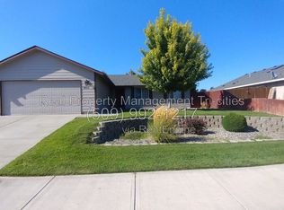 8011 Redonda Dr, Pasco, WA 99301