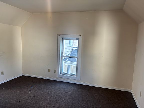 3rd image of 524 E Church St #2