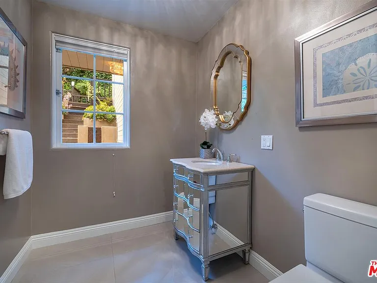 13480 Contour Dr — Photo 9
