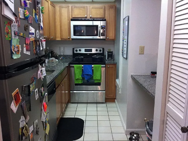 5389 Pershing Ave #C — Photo 8