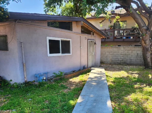 818 E Route 66 APT 13, Glendora, CA 91740