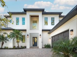 2420 Floyd St, Sarasota, FL 34239