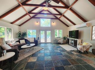 18415 N Miller Lake Ln, Mount Vernon, IL 62864
