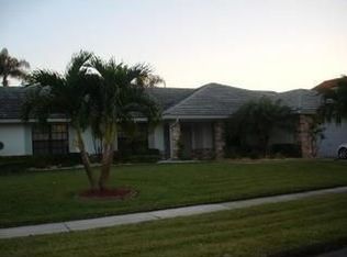 19430 NW 2nd St, Pembroke Pines, FL 33029