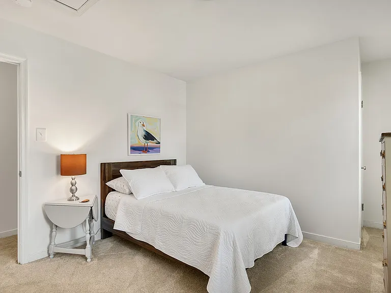 9621 Peppertree Dr — Photo 19