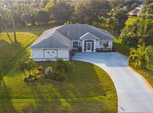 7 Broadmoor Ln, Rotonda West, FL 33947