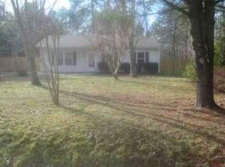 8744 Marlfield Rd, Gloucester, VA 23061