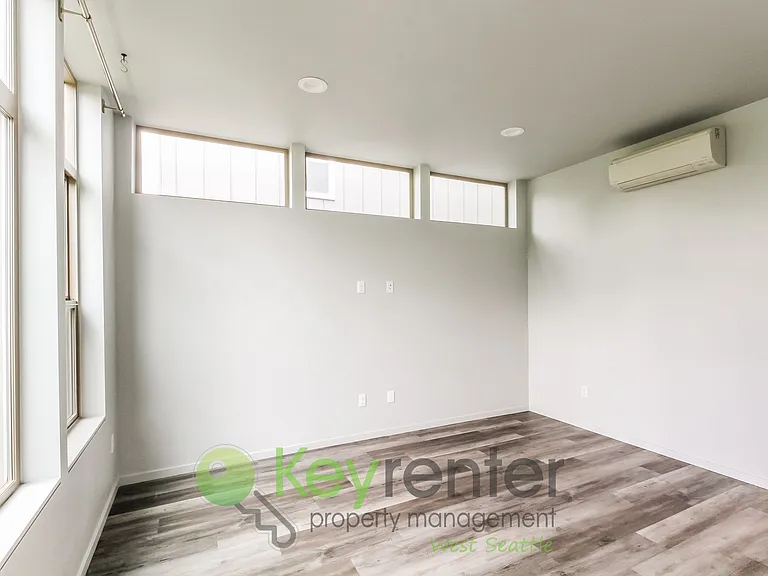 5259 Fauntleroy Way SW — Photo 39
