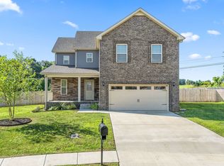 105 Sophie Ann Ct, Clarksville, TN 37042