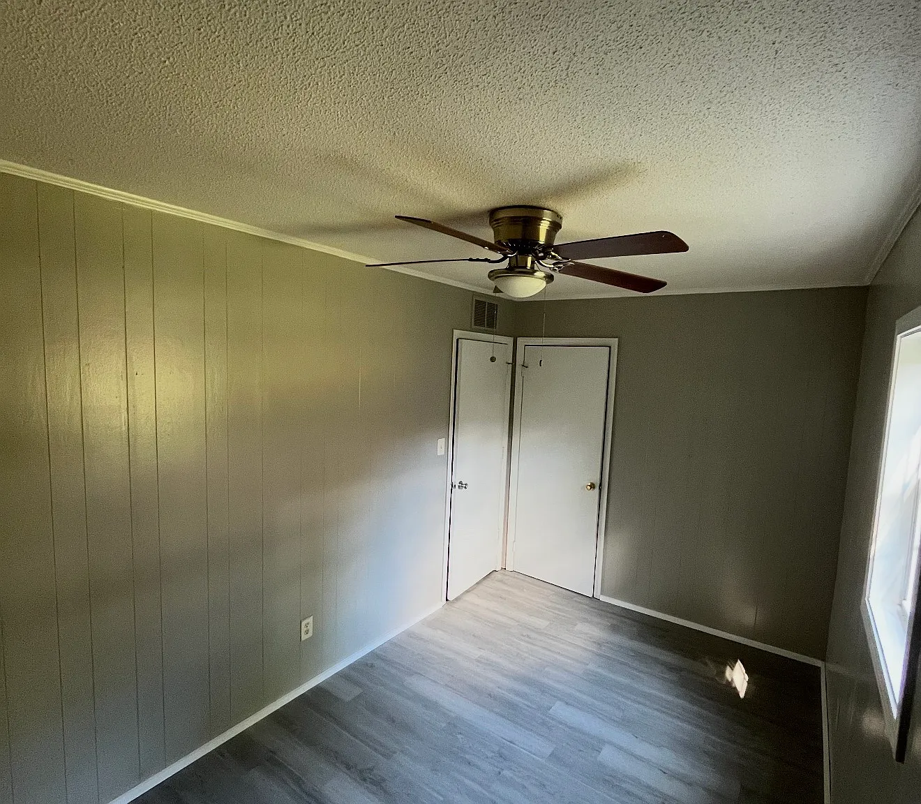 2 bed, 700 sqft, $1,000 — Photo 4