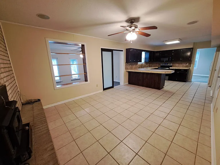 7819 Hearthstone Cir — Photo 8