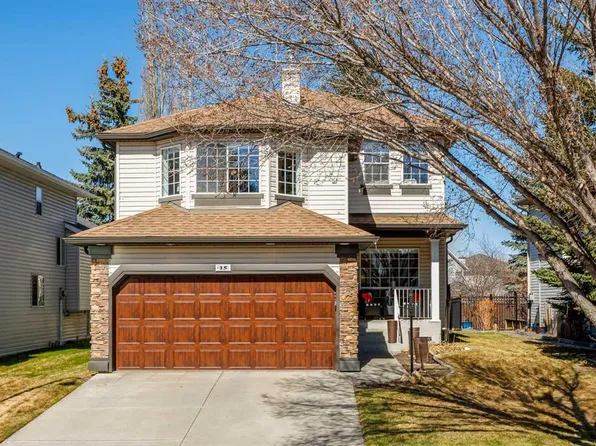 15 E Valley Brook Cir NW, Calgary, AB T3B 5S4