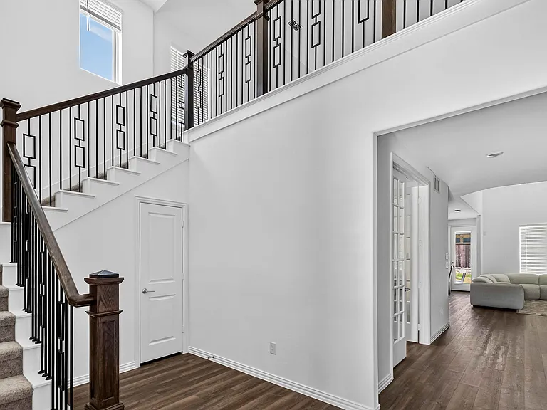 1308 Ladys Mantle Way — Photo 3