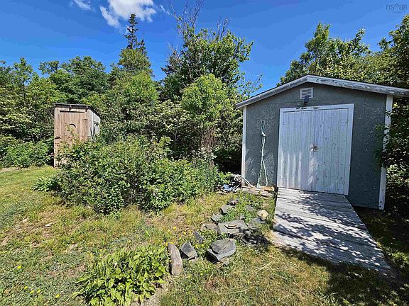 4th image of 4 Ridgeview Ln