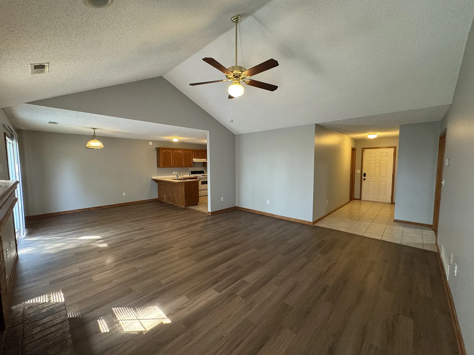 1303 Fox Run Dr, Warrensburg, MO 64093 - 1 — Photo 3
