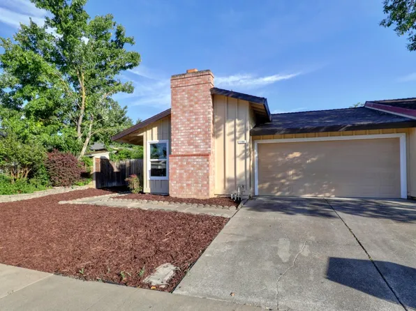 2208 Glenrio Way, Sacramento, CA 95833