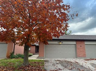 55 Fiddlers Green Rd #2, London, ON N6H4T8