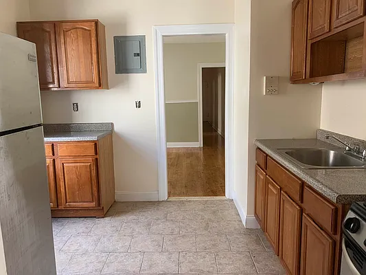 Rented by Yup Realty LLC | media 29