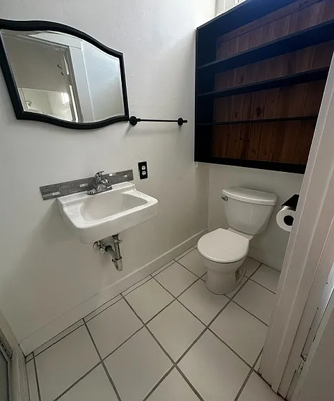 7121-7125 California Ave SW #E — Photo 5