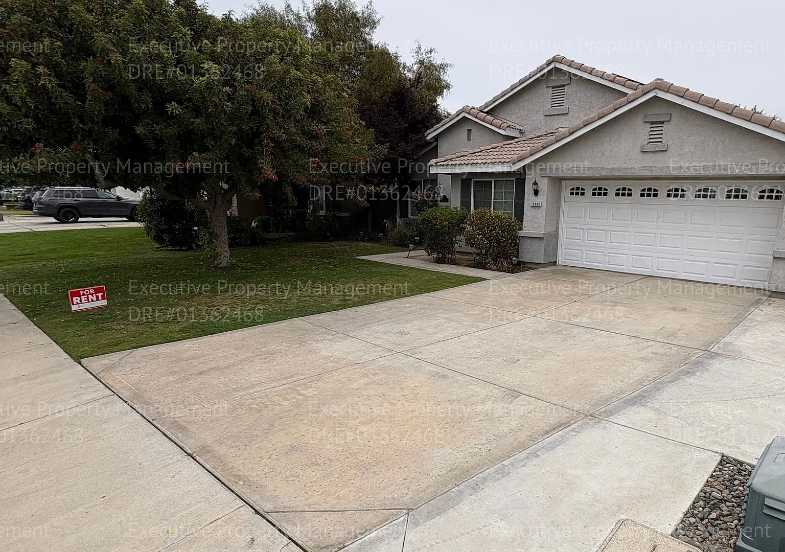 Spacious 4 bedroom 2 bathroom home located in the Ashton Falls community *Move In Special* — Photo 3